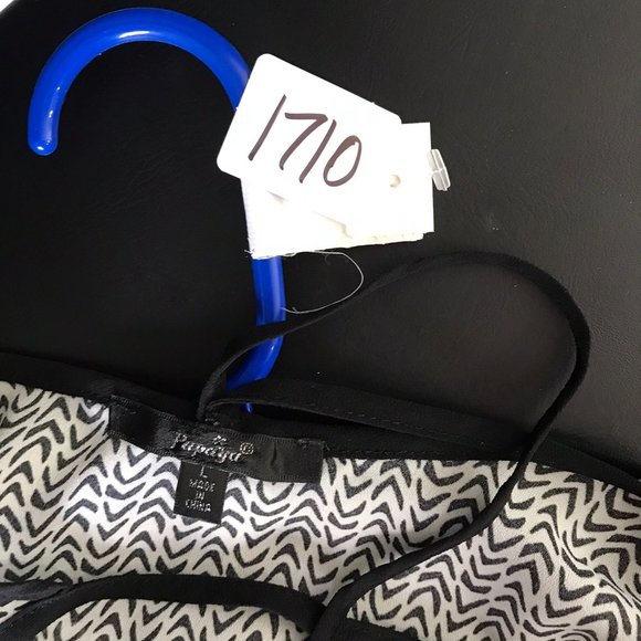 Papaya Size Large Top - Picture 5 of 6